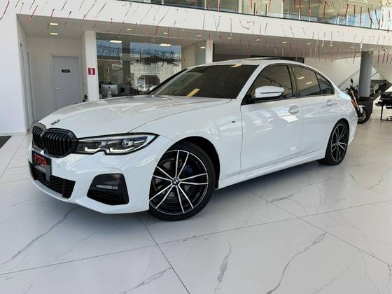 BMW 320i 2.0 16V TURBO GASOLINA M SPORT AUTOMÁTICO